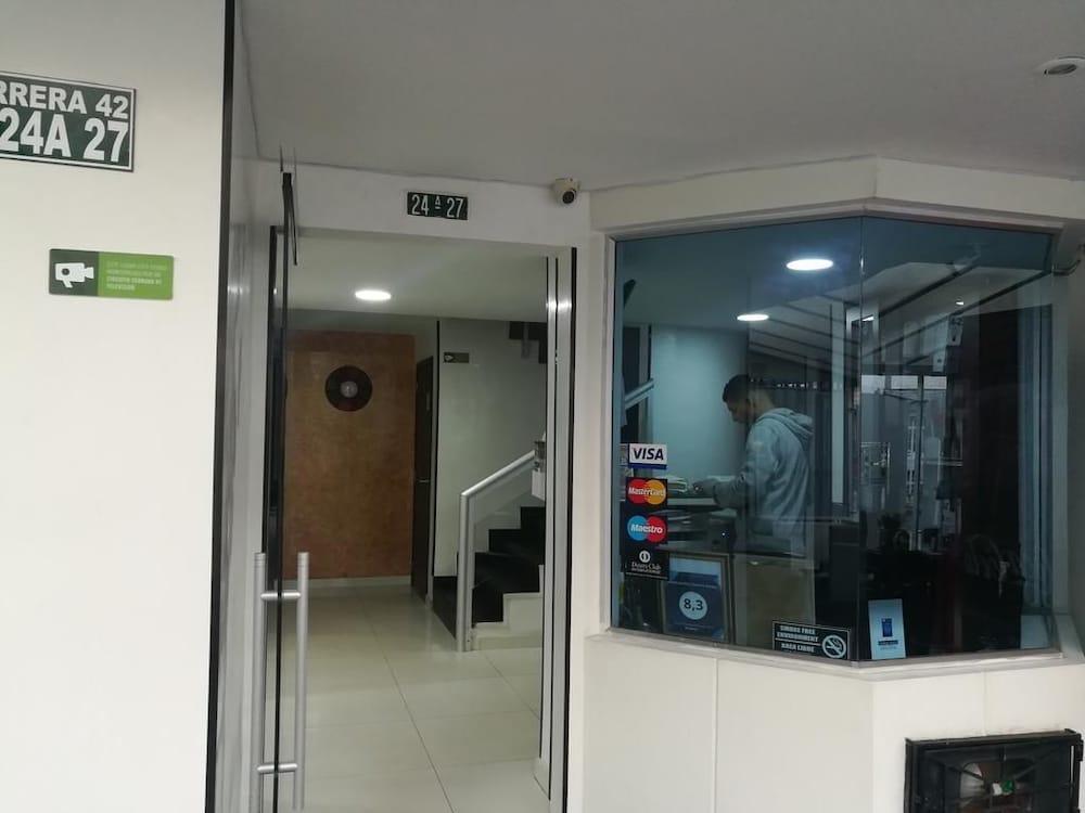 Hotel Quality Comfort House ボゴタ エクステリア 写真