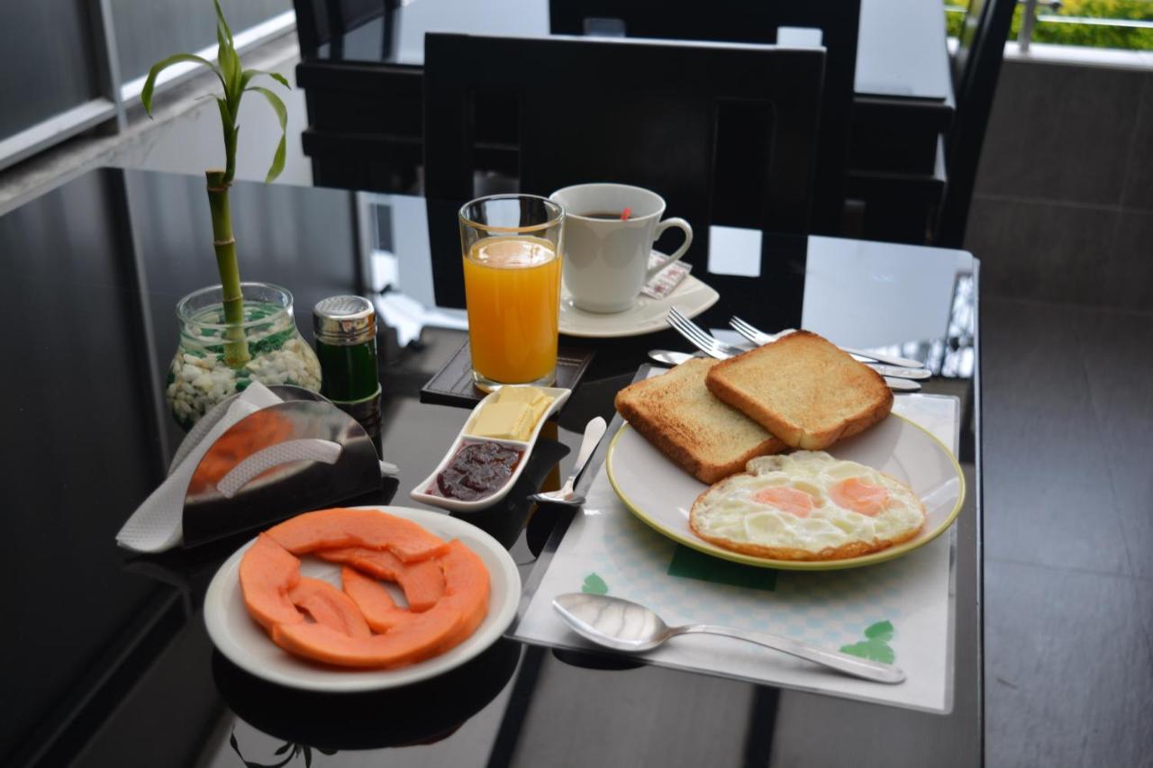 Hotel Quality Comfort House ボゴタ エクステリア 写真