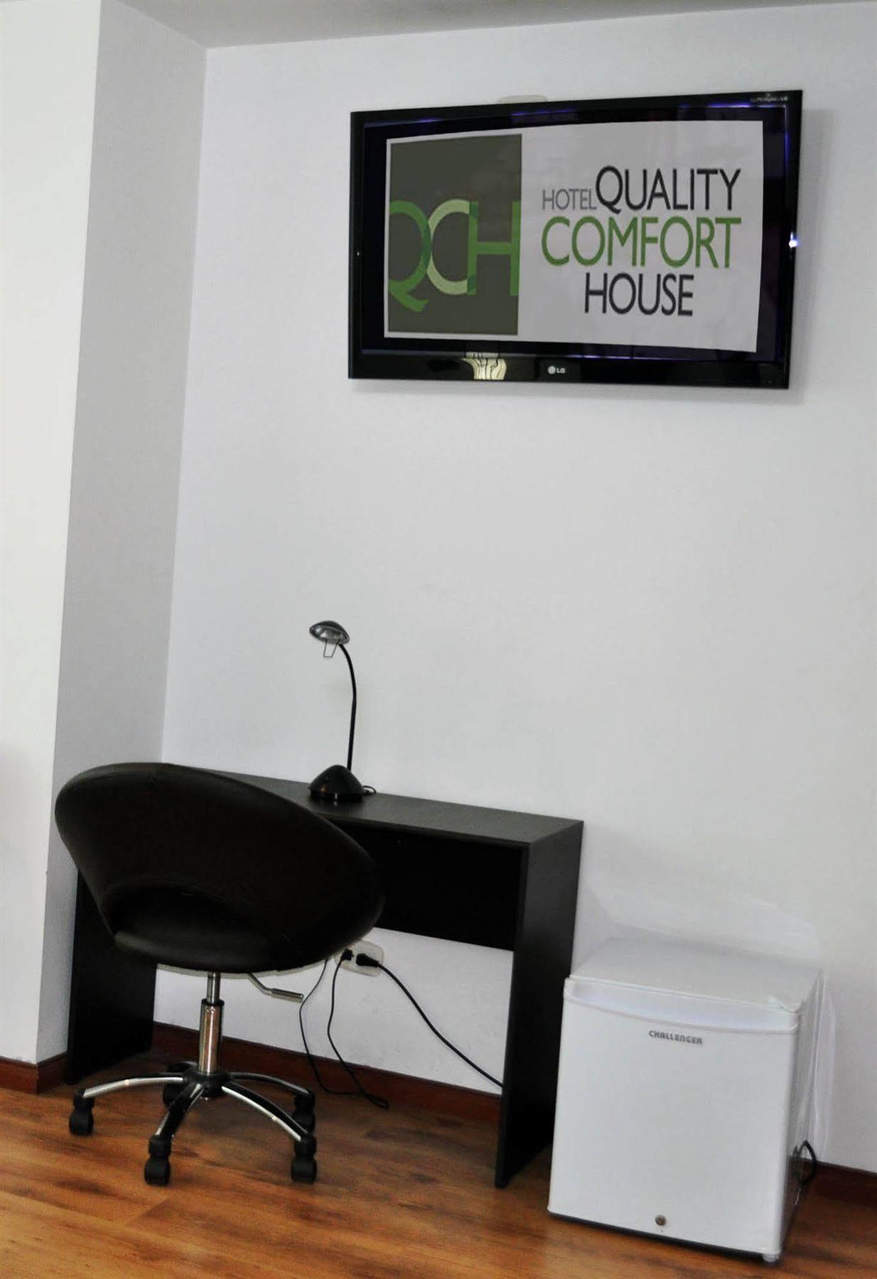 Hotel Quality Comfort House ボゴタ エクステリア 写真